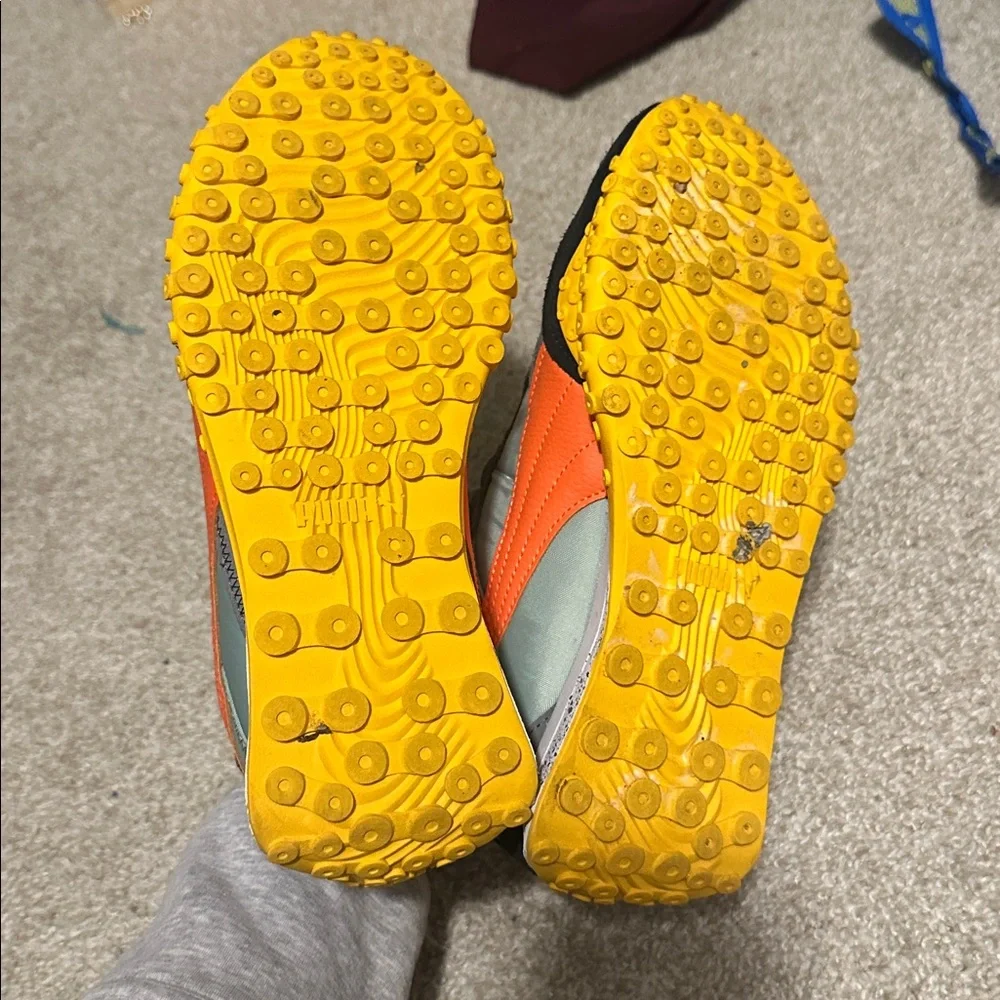 Women's Puma Blacktop Riders Sneakers - Picture 6 of 6